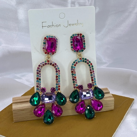 Fashion Glass Diamond Flower Earrings - Picture 2 of 2